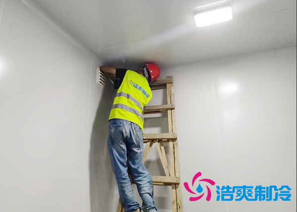 生鮮蔬菜市場(chǎng)冷庫(kù)應(yīng)該建多大？-浩爽制冷